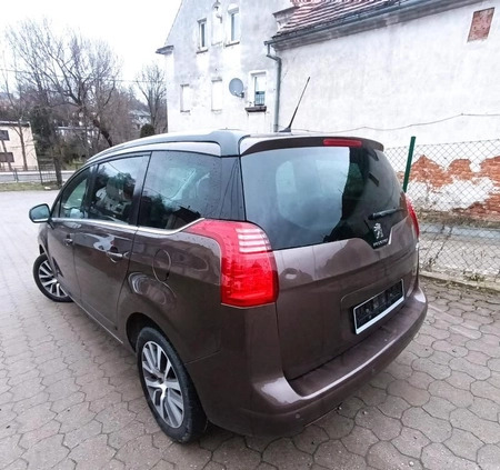 Peugeot 5008 cena 31700 przebieg: 123770, rok produkcji 2013 z Złotoryja małe 436